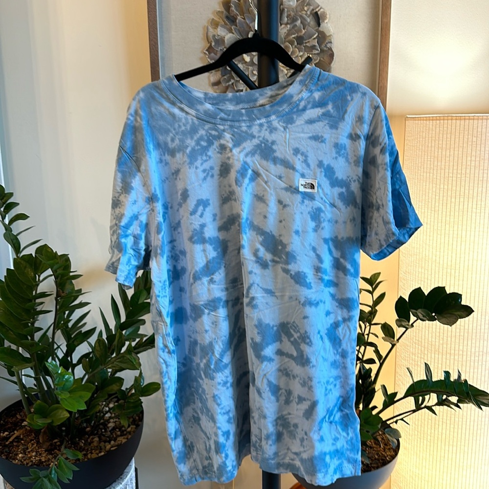 Men’s L North Face Tie Dye T shirt